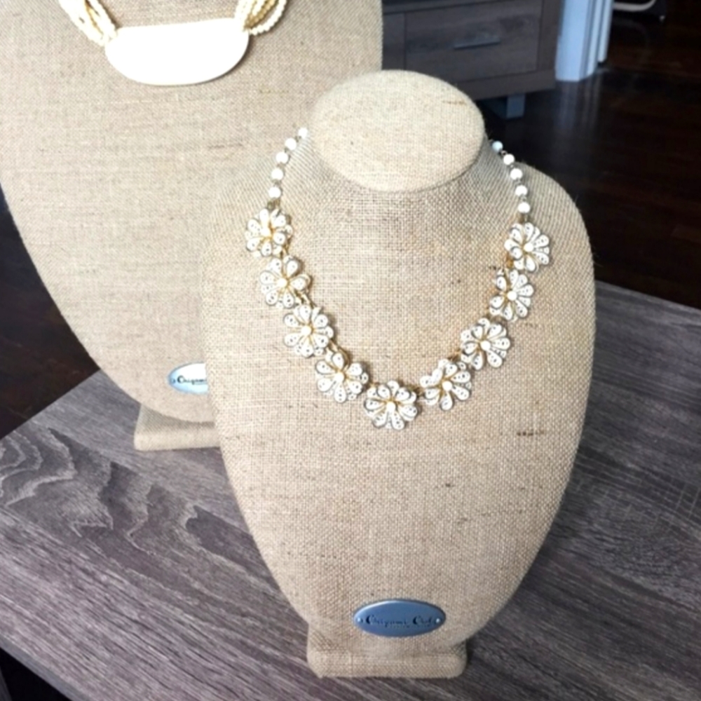 Vintage plastic and gold accent statement necklace